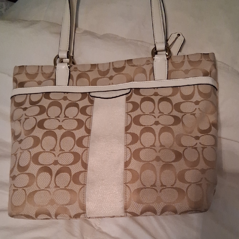 Coach Beige and Cream Shoulder Bag